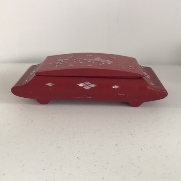 Vintage Oriental Red Lacquer Jewelry Box with Abalone Inlay with Rooster Design - Picture 2 of 14